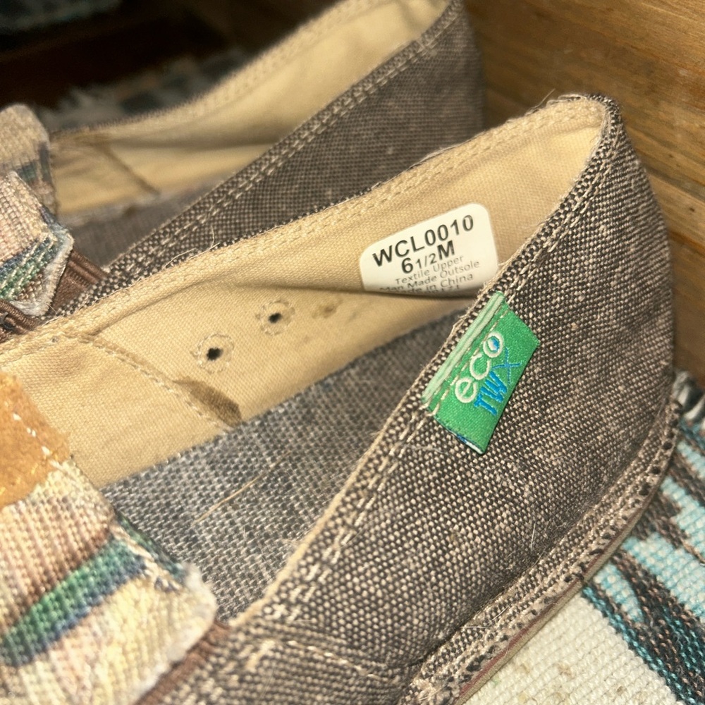 Twisted X Cactus Pattern Loafers - image 2